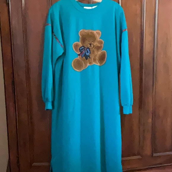 VINTAGE BOLD SPIRIT FLUFFY FUZZY TEDDY BEAR NIGHT GOWN~SZ M WINTER, ADORABLE - Picture 1 of 8